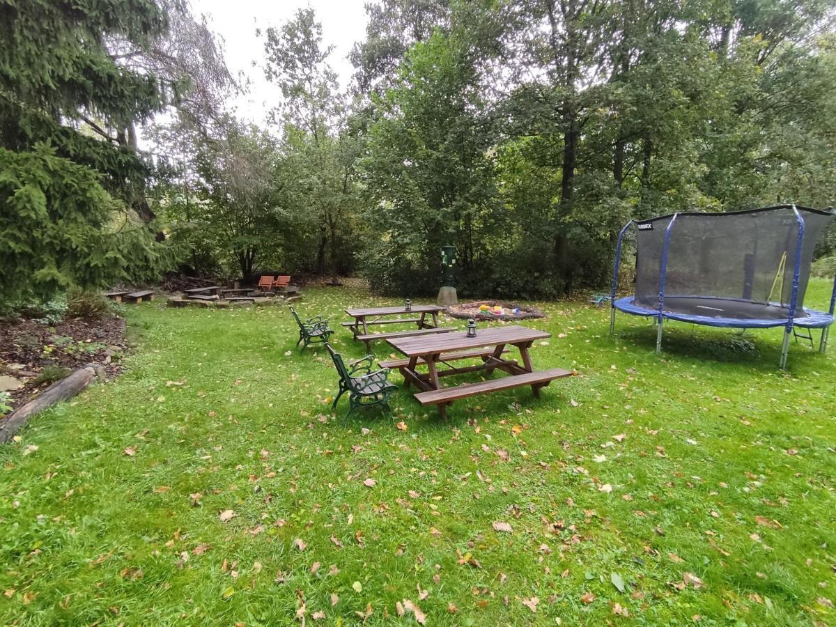 Apartment Ve Mlyne Teplice nad Metují Esterno foto