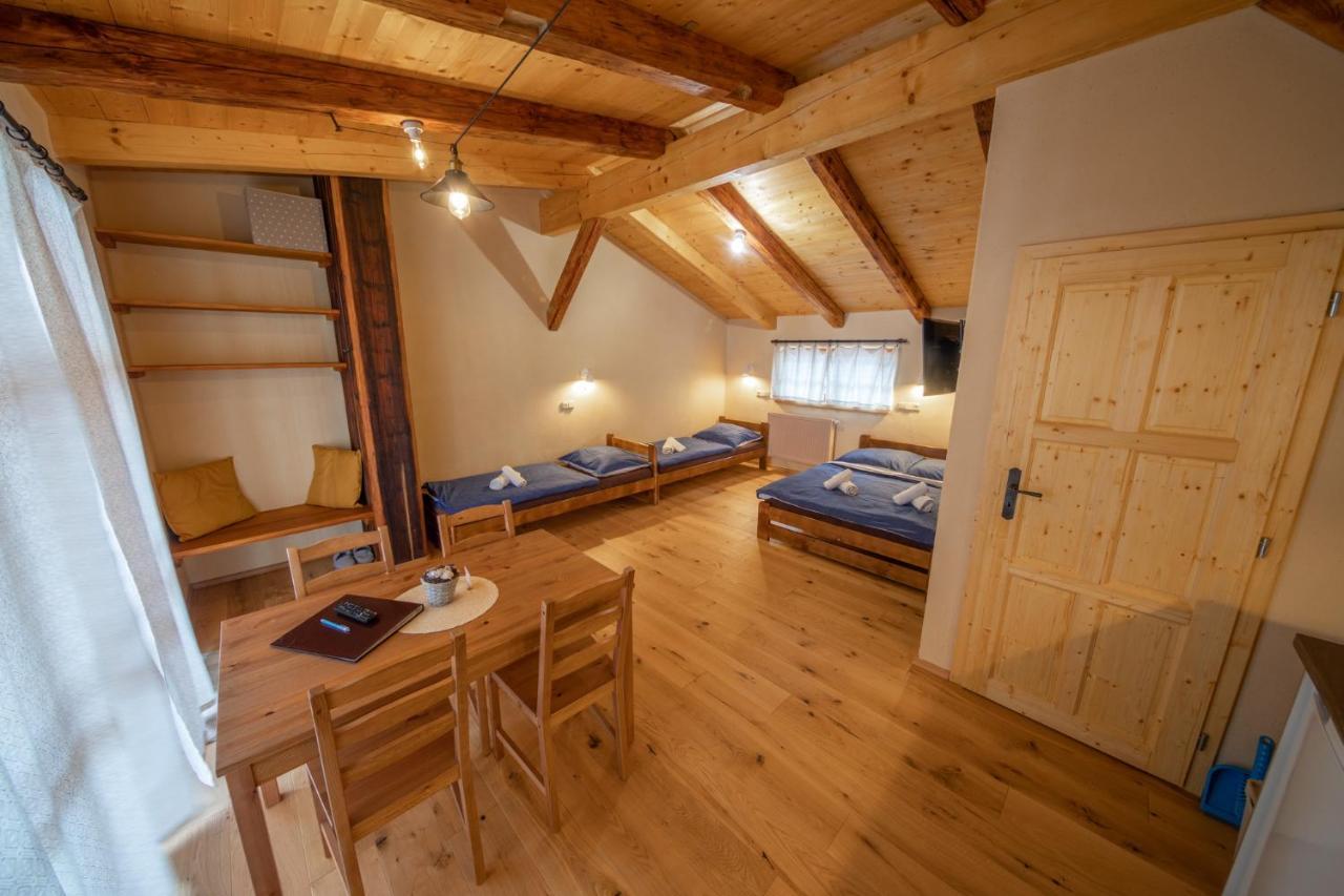 Apartment Ve Mlyne Teplice nad Metují Esterno foto