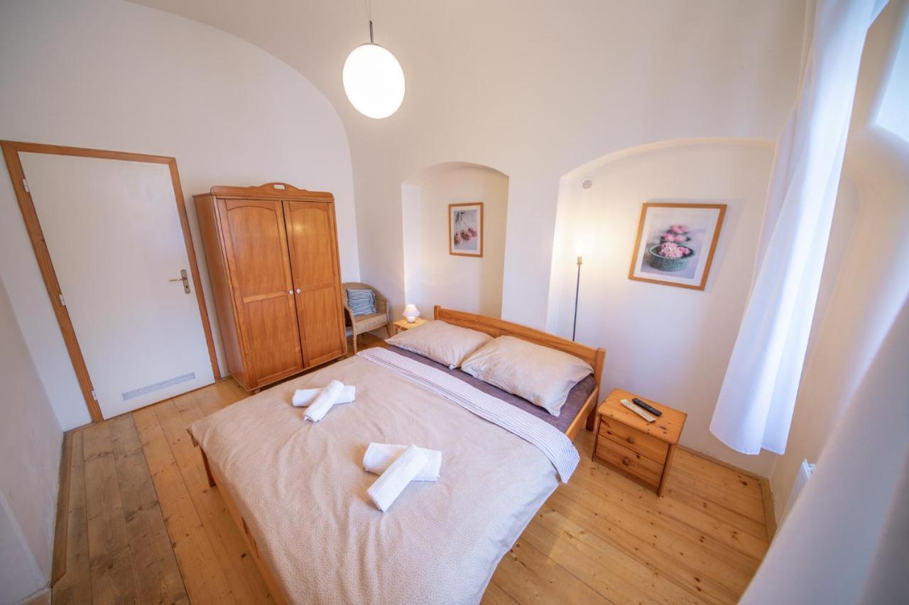 Apartment Ve Mlyne Teplice nad Metují Esterno foto