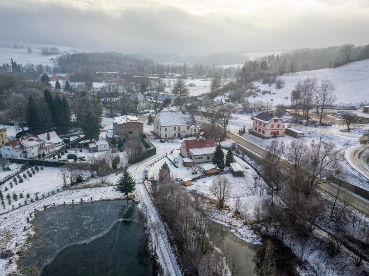 Apartment Ve Mlyne Teplice nad Metují Esterno foto