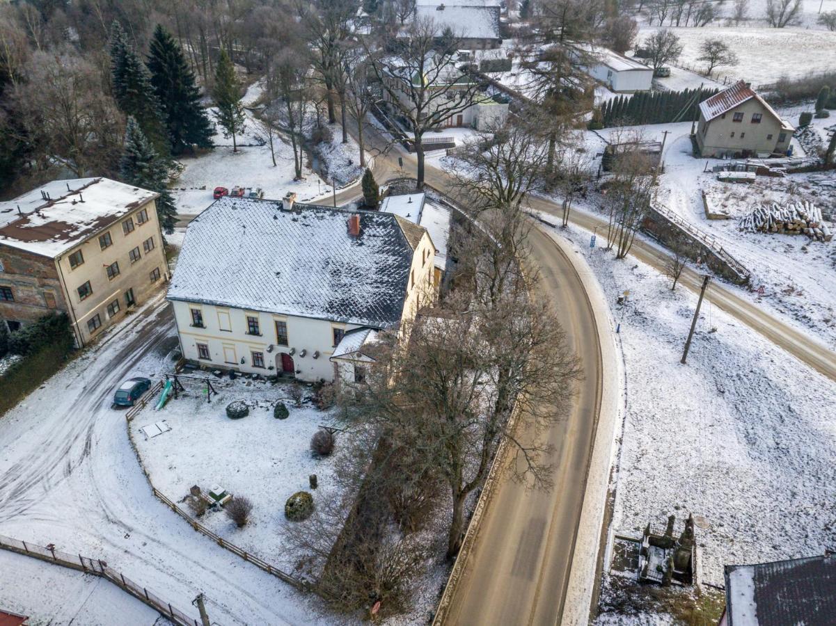 Apartment Ve Mlyne Teplice nad Metují Esterno foto