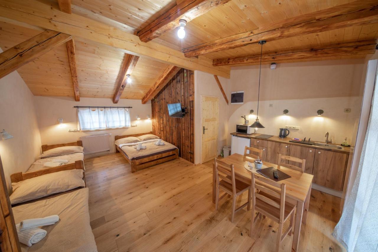 Apartment Ve Mlyne Teplice nad Metují Esterno foto