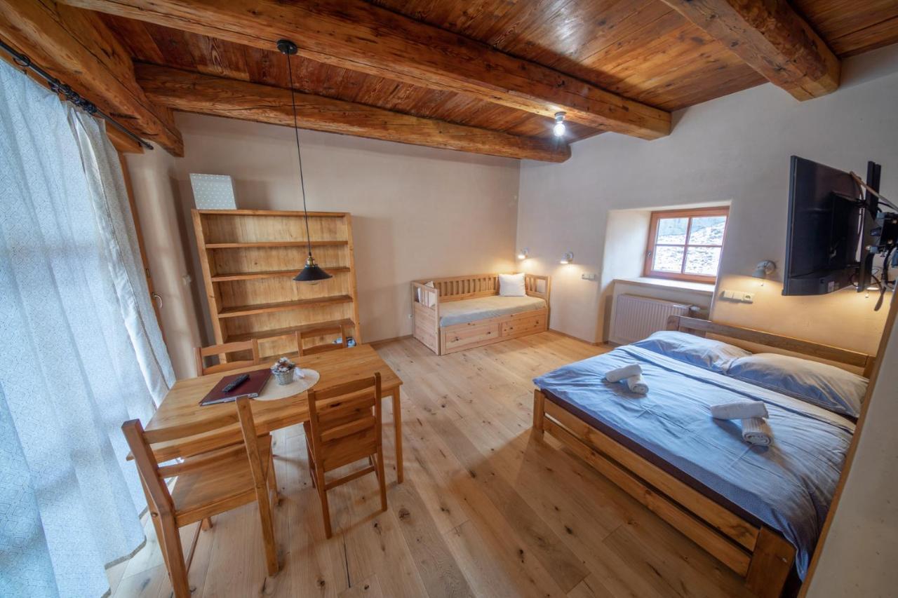 Apartment Ve Mlyne Teplice nad Metují Esterno foto