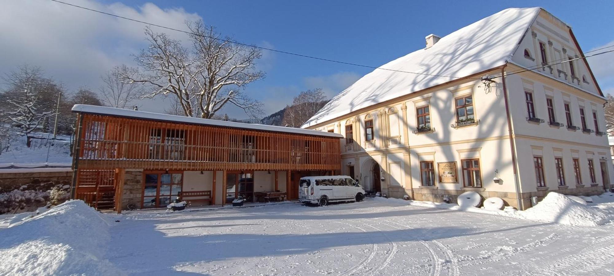 Apartment Ve Mlyne Teplice nad Metují Esterno foto